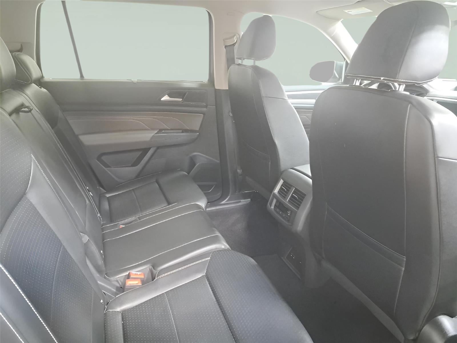 2021 Volkswagen Atlas 3.6L V6 SE w/Technology R-Line