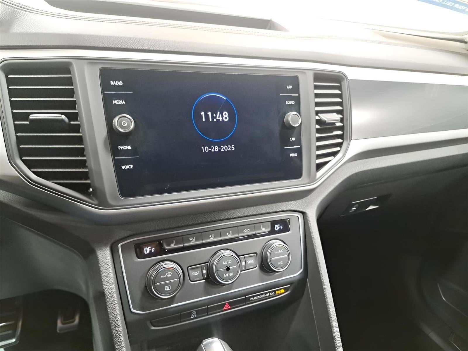 2021 Volkswagen Atlas 3.6L V6 SE w/Technology R-Line